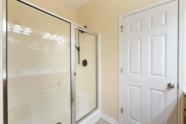 Building Photo - 4732 Lewis And Clark Trail