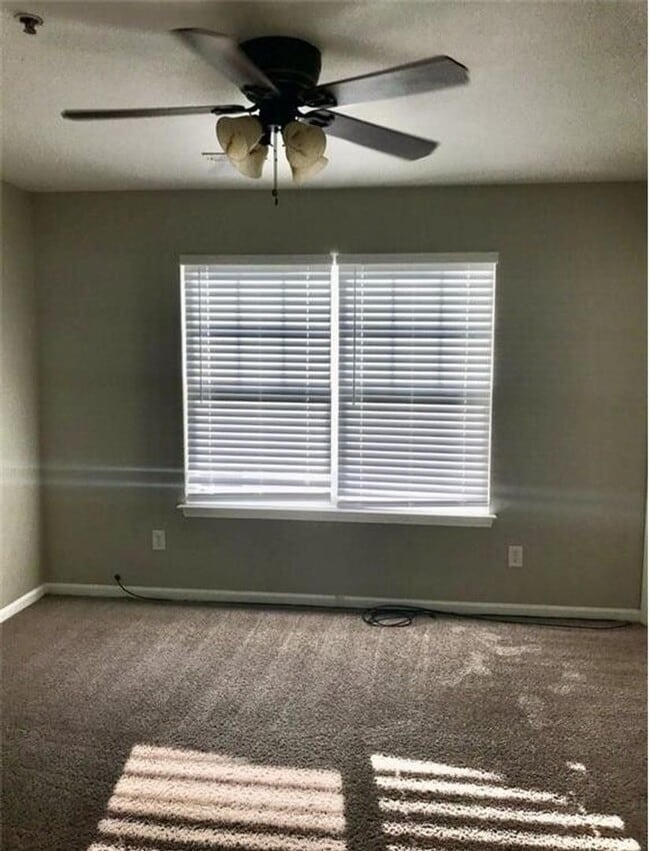 Building Photo - (Hold Funds) RoyalCeladon6454