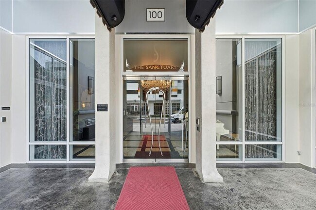 Building Photo - 100 S Eola Dr