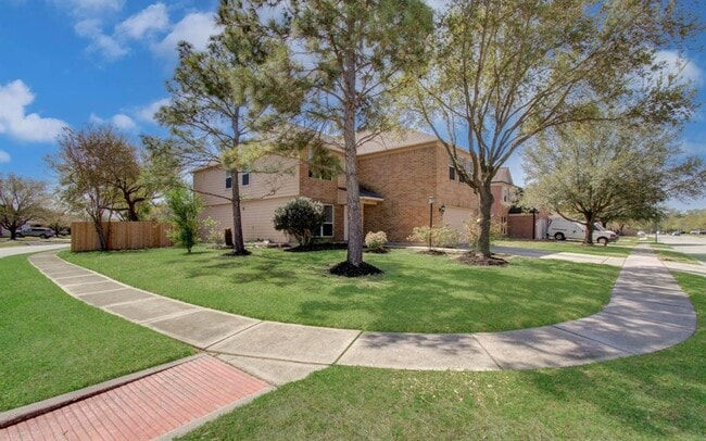 Building Photo - 1211 Reedpoint Dr