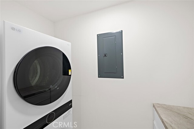 Building Photo - 200 Alta Vista Way