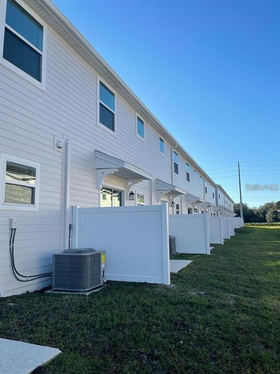 Building Photo - 7605 Danube Rd