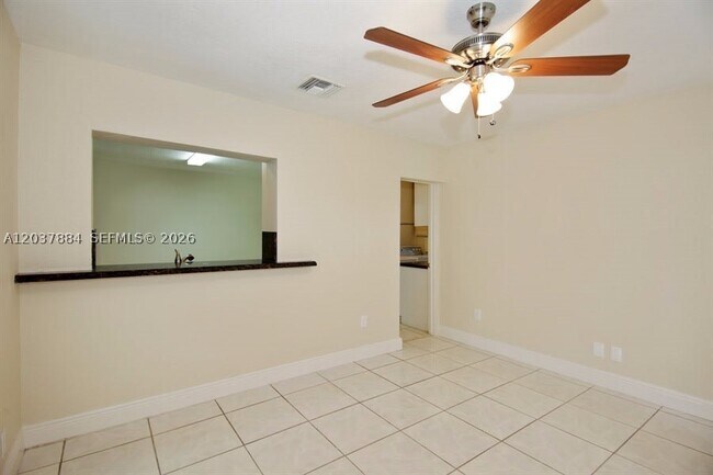 Building Photo - 781 SW 64th Terrace