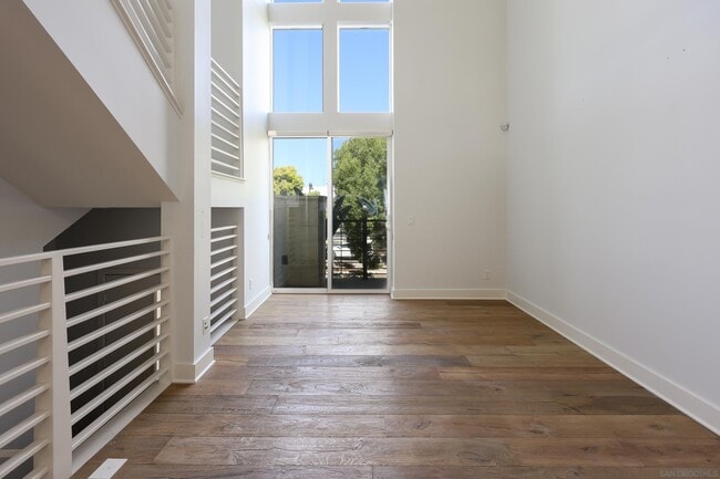 Building Photo - 2434 Via Alta