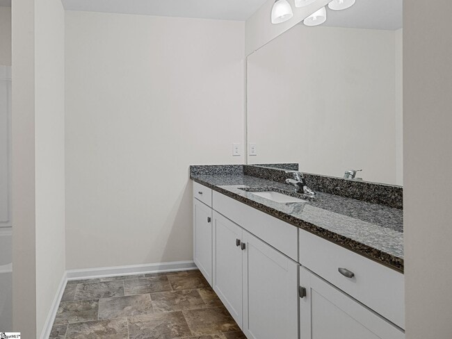 Building Photo - 211 Pollyanna Dr