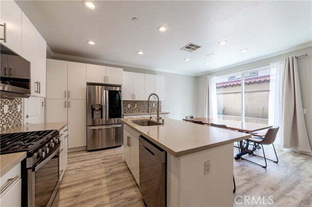 Building Photo - 10552 Sausalito Ct