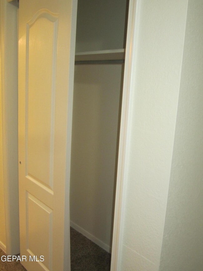 Building Photo - 12521 Tierra Serena Dr