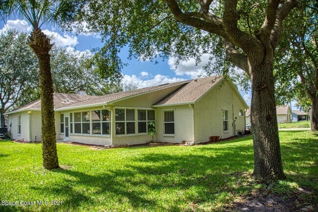 Building Photo - 805 Crossbow Dr