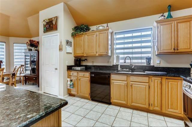 Building Photo - 1924 Sunset Path