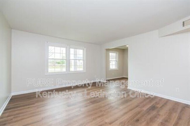 Building Photo - 429 Chestnut Street