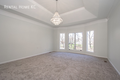 Building Photo - Large 1.5 Story luxury home on 2.5 acres  ...