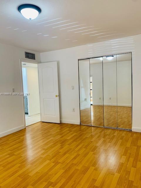 Building Photo - 16119 Kingsmoor Way