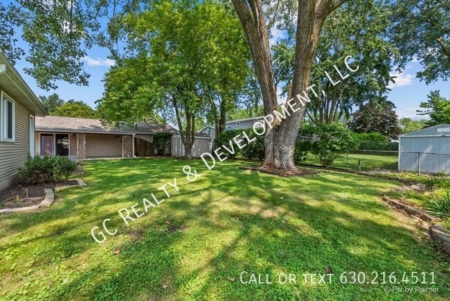 Building Photo - 1123 Duxbury Ln