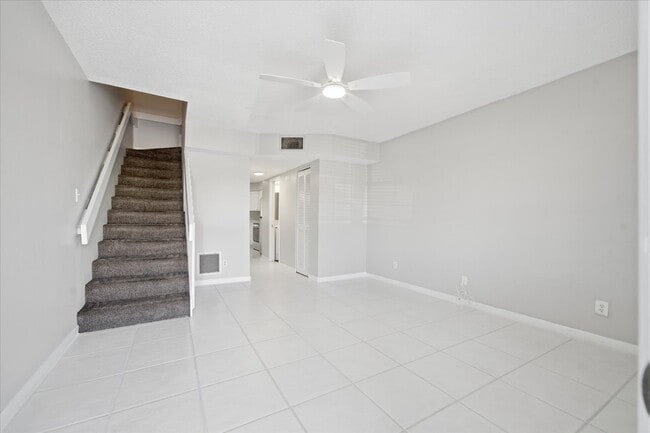 Building Photo - 2810 62nd Ave N