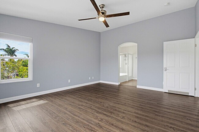 Building Photo - 3239 Canyon View Dr