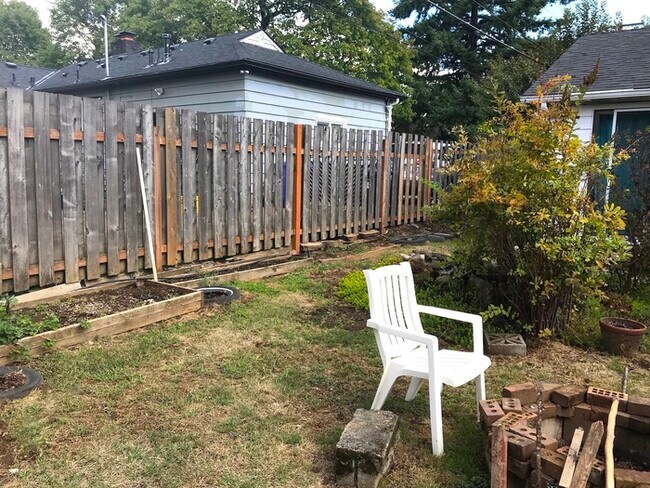 Building Photo - 4309 SE 113th Ave