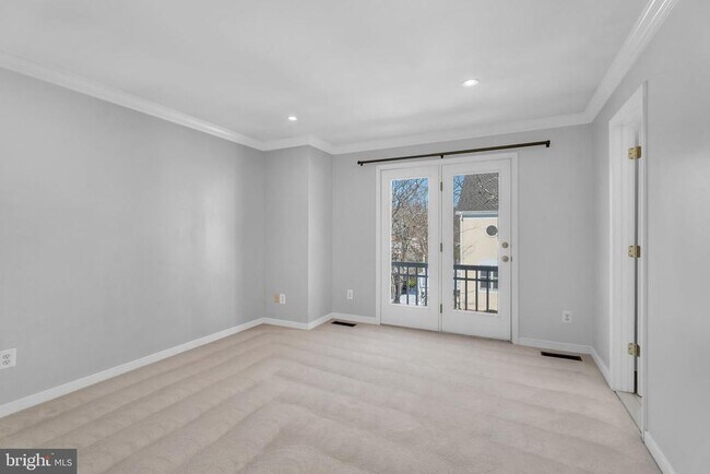 Building Photo - 3820 White Post Ct