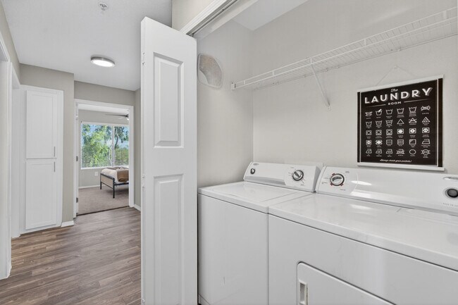 Building Photo - 15164 N 140th Dr