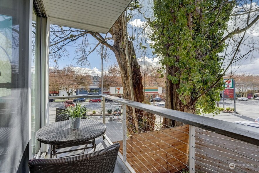 Building Photo - 3615 Phinney Ave N