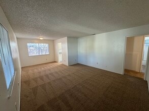 Building Photo - 6328 Doncrest Ln