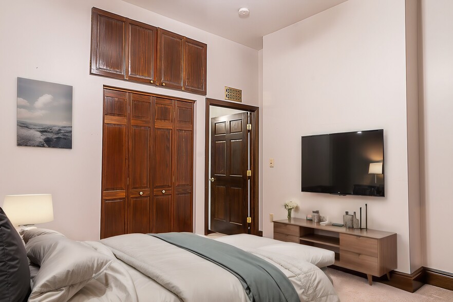 Bedroom 2nd Floor - 2333 Sidney St