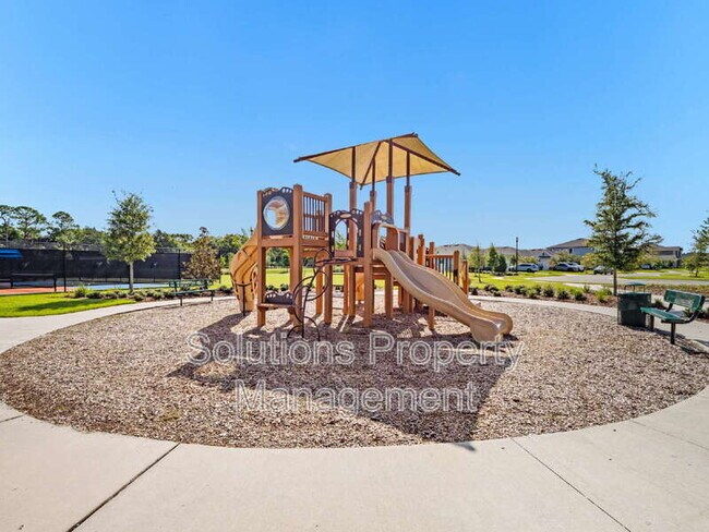 Building Photo - 2192 Vinifera Dr