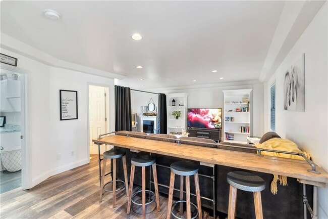 Building Photo - 1319 Towne Harbor Trail