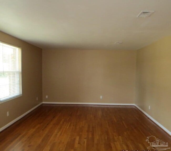 Building Photo - 8220 Excelsior Dr