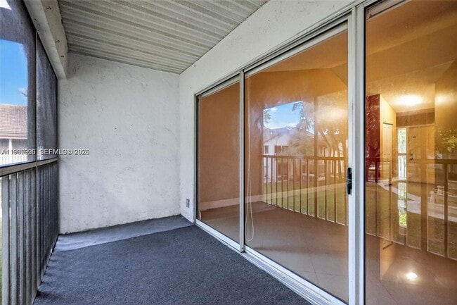 Building Photo - 9407 SW 138th Pl