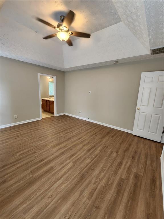 Building Photo - 3205 River Shoals Cove