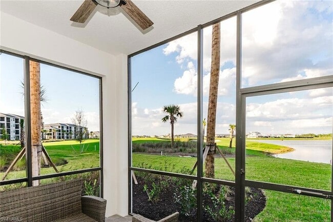 Building Photo - 15375 Green Acres Avenue Unit 2211