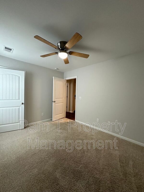 Building Photo - 87 Dunnoman Dr