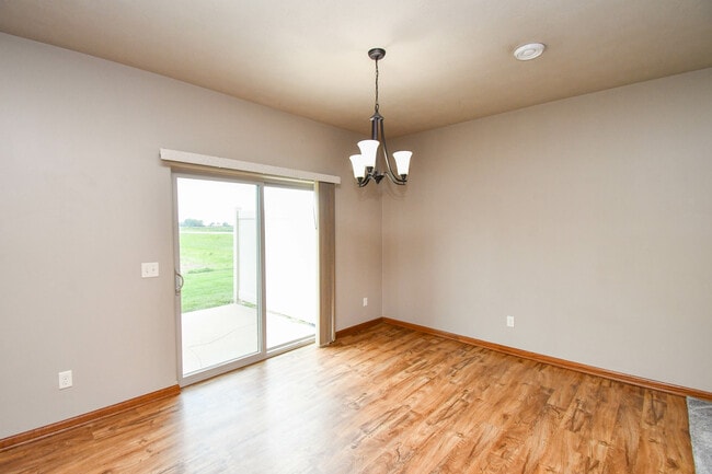 Building Photo - 8413 W 53rd St