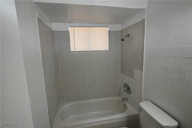 Building Photo - 2301 Stewart Ave