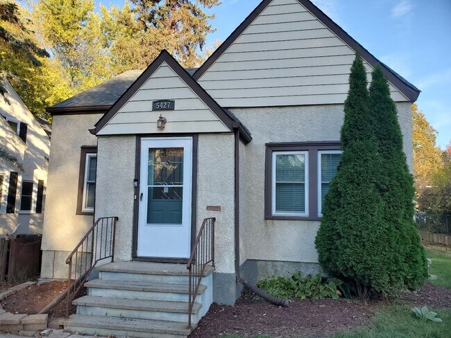 Primary Photo - 5427 Xerxes Ave S
