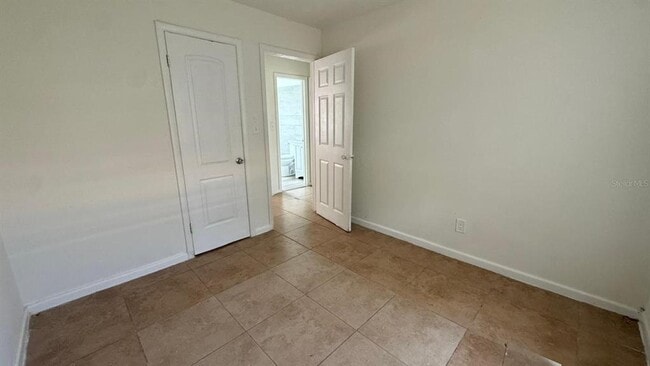 Building Photo - 715 Quill St