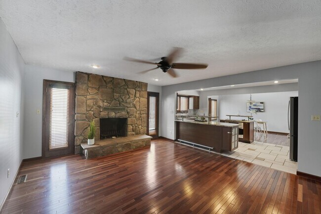 Building Photo - 13040 Duncan Plains Rd NW