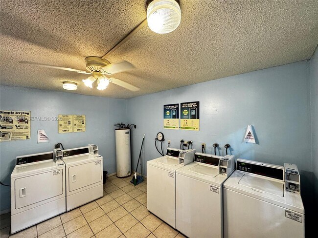 Building Photo - 30 SE 4th Ave