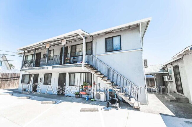 Building Photo - 460 San Marco St