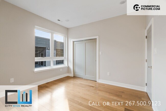 Building Photo - 3202 Capri Dr