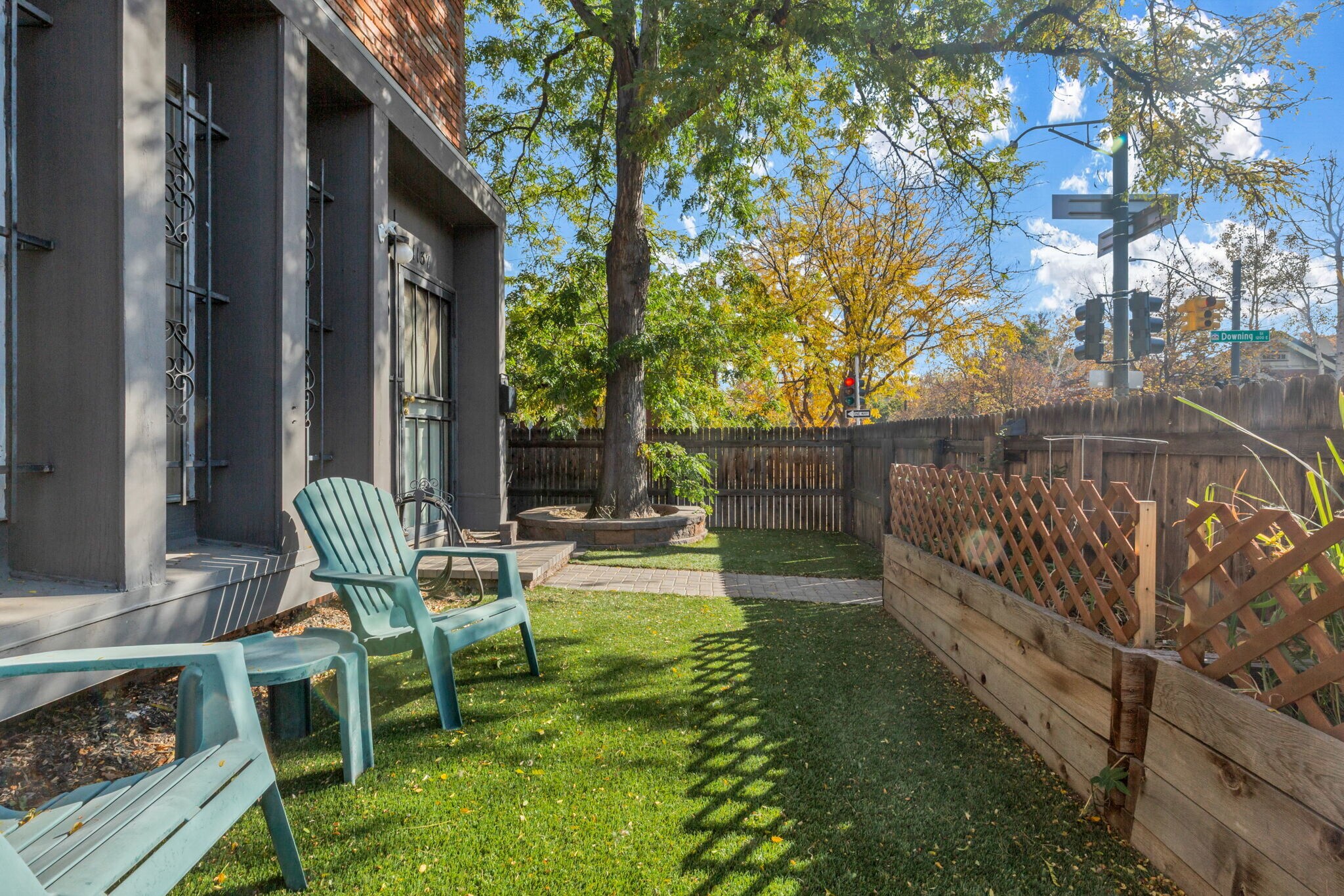 Building Photo - 1137 E 12th Ave