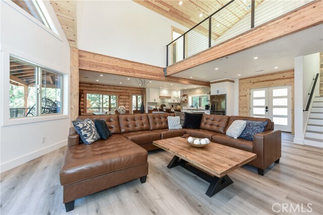 Building Photo - 578 Creekside Ln