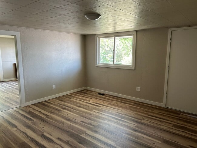 Building Photo - Spacious 3-Bedroom Home for Rent in Evergr...