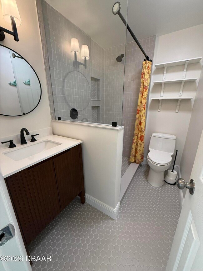 Building Photo - 157 15th St