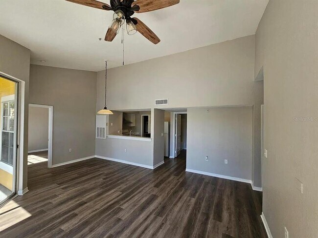 Building Photo - 2314 Mid Town Terrace