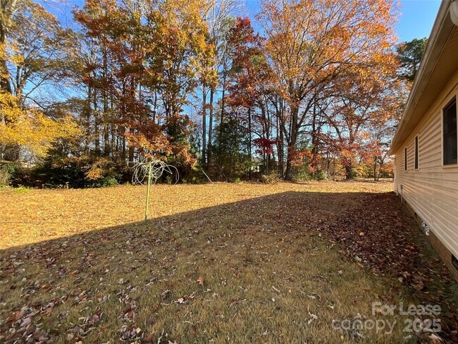 Building Photo - 215 Liberty St