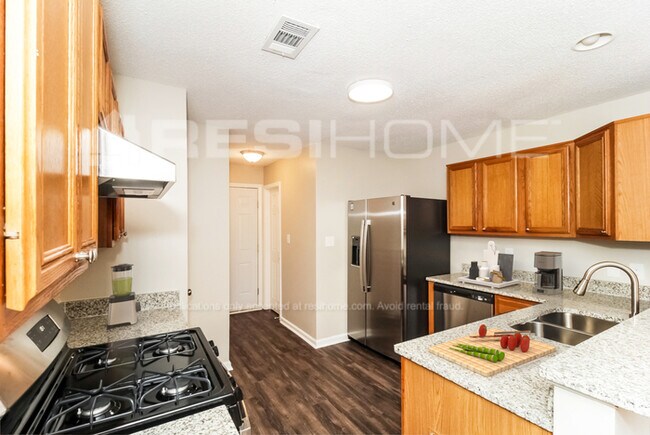 Building Photo - 1368 Camrose Ct