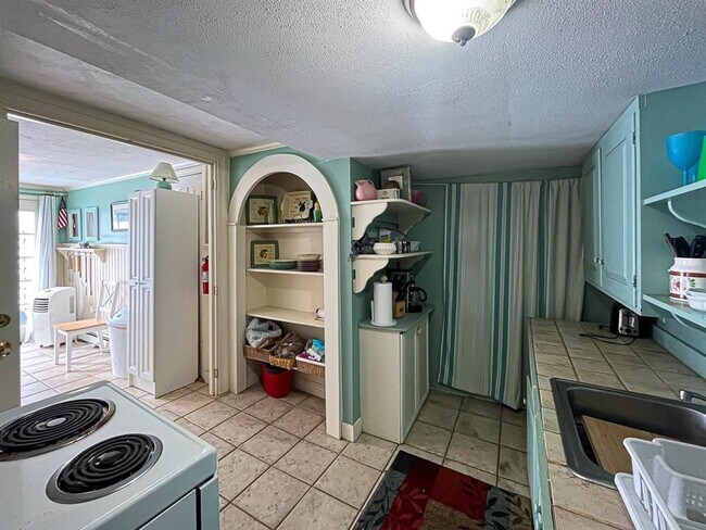 Building Photo - 1315 Mayhew Turnpike