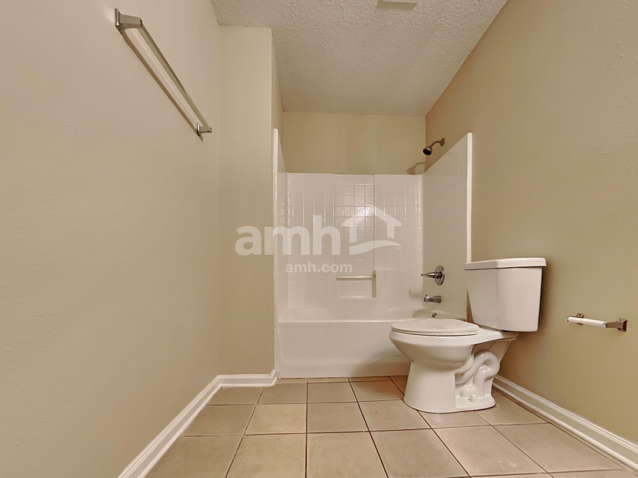Building Photo - 11374 Brian Lakes Dr