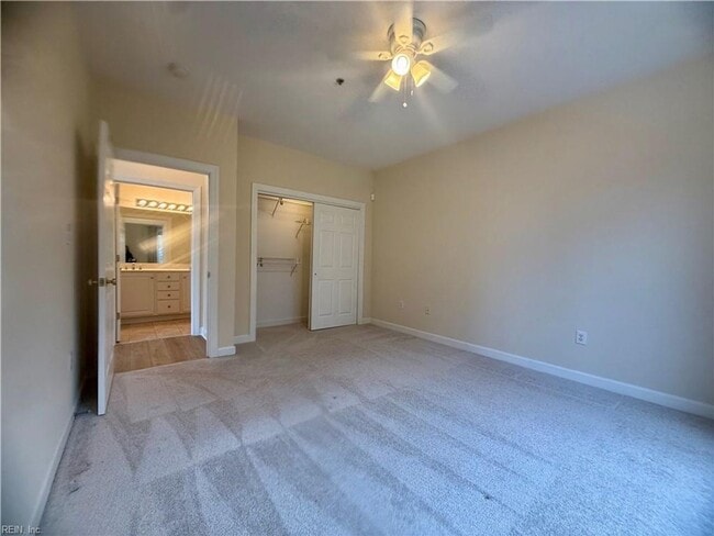 Building Photo - Coastal Comfort: Spacious 2-Bedroom Condo Retreat in Virginia Beach